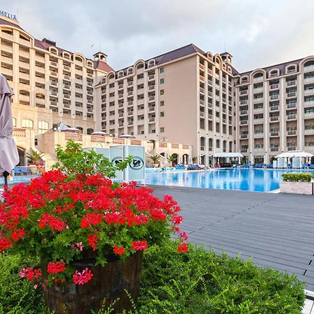 فندق مليا جراند هيرميتدج غولدن ساندز المظهر الخارجي الصورة The hotel's swimming pool