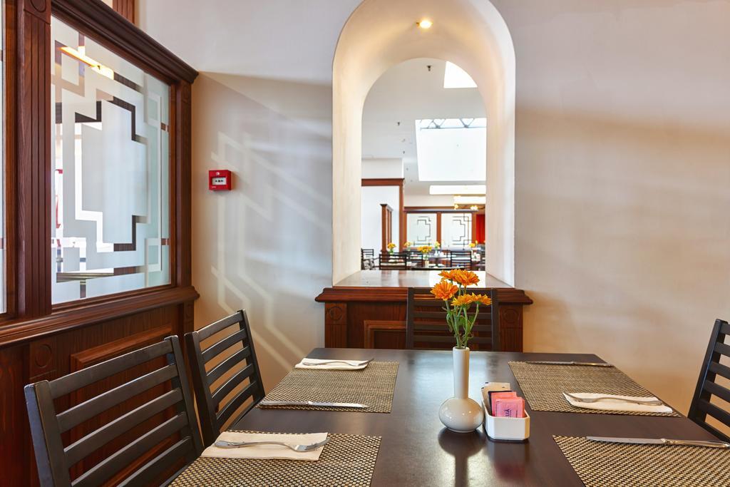فندق مليا جراند هيرميتدج غولدن ساندز المظهر الخارجي الصورة Interior of the restaurant
